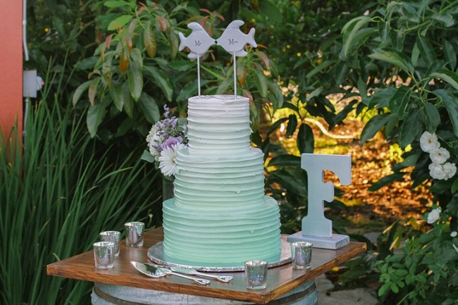 свадебный торт цвета омбрэ