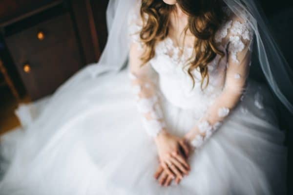 Почему нельзя видеть платье невесты